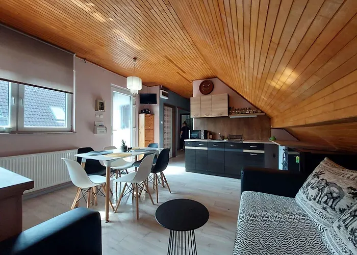 In - Balaton 43964 Apartamento